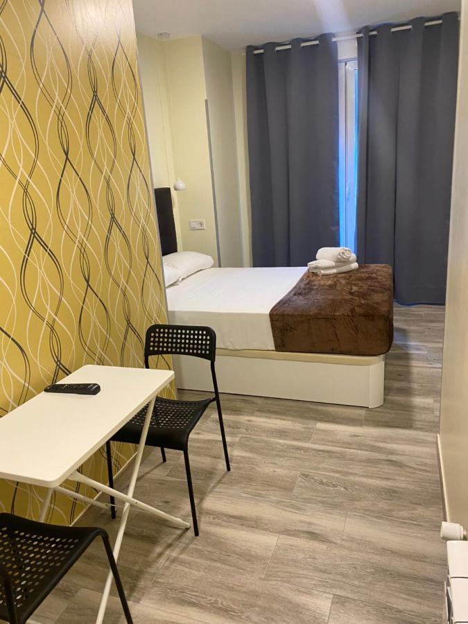 Hostal Alaska مدريد المظهر الخارجي الصورة