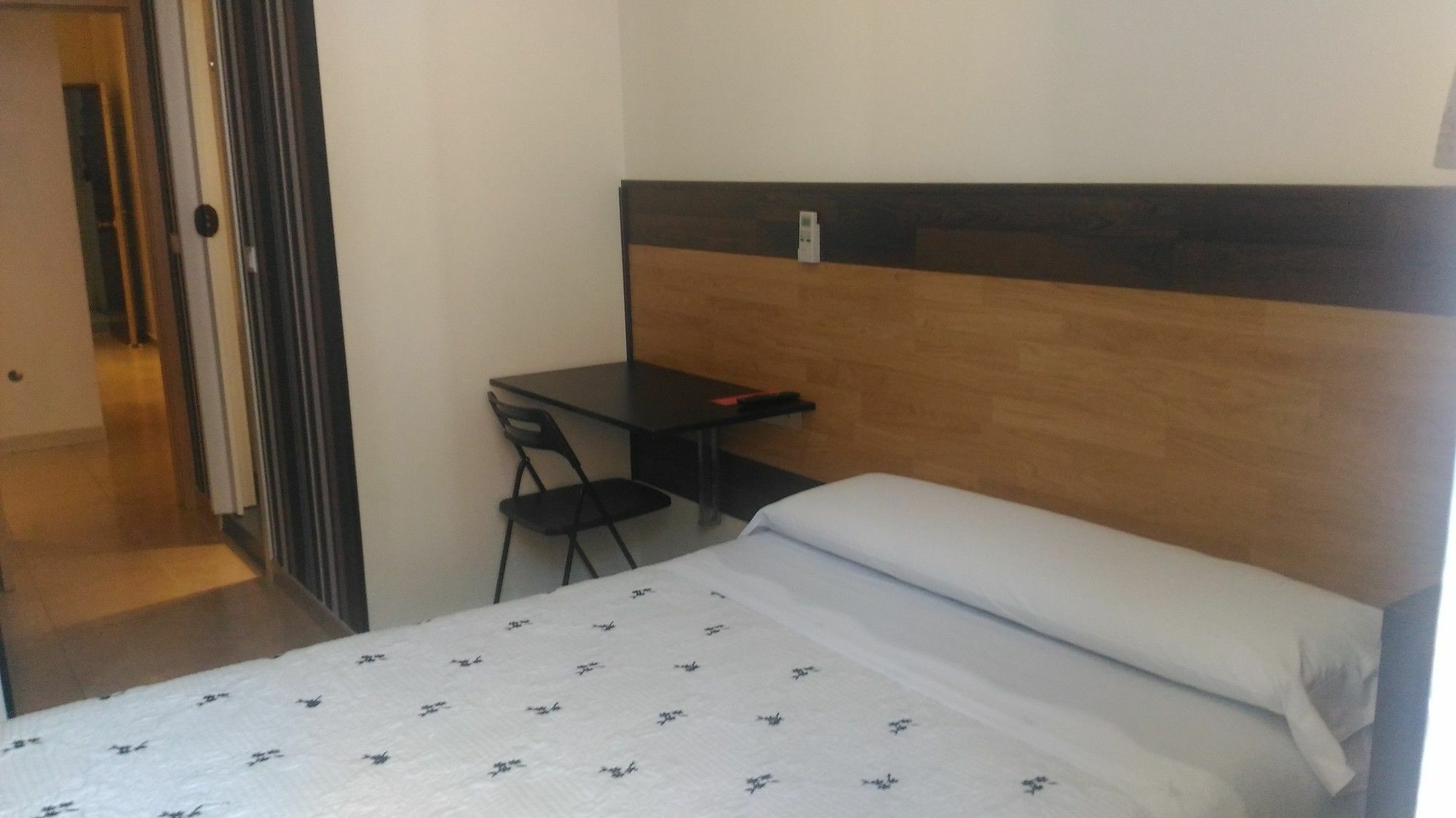 Hostal Alaska مدريد المظهر الخارجي الصورة