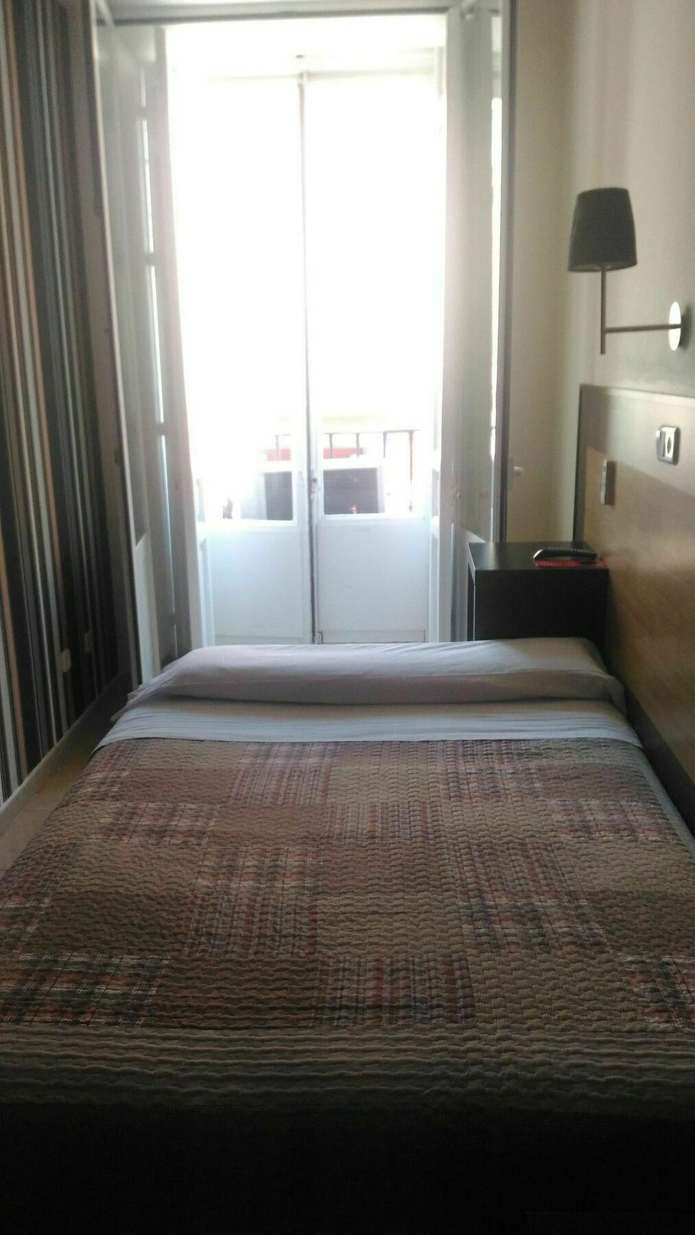 Hostal Alaska مدريد المظهر الخارجي الصورة
