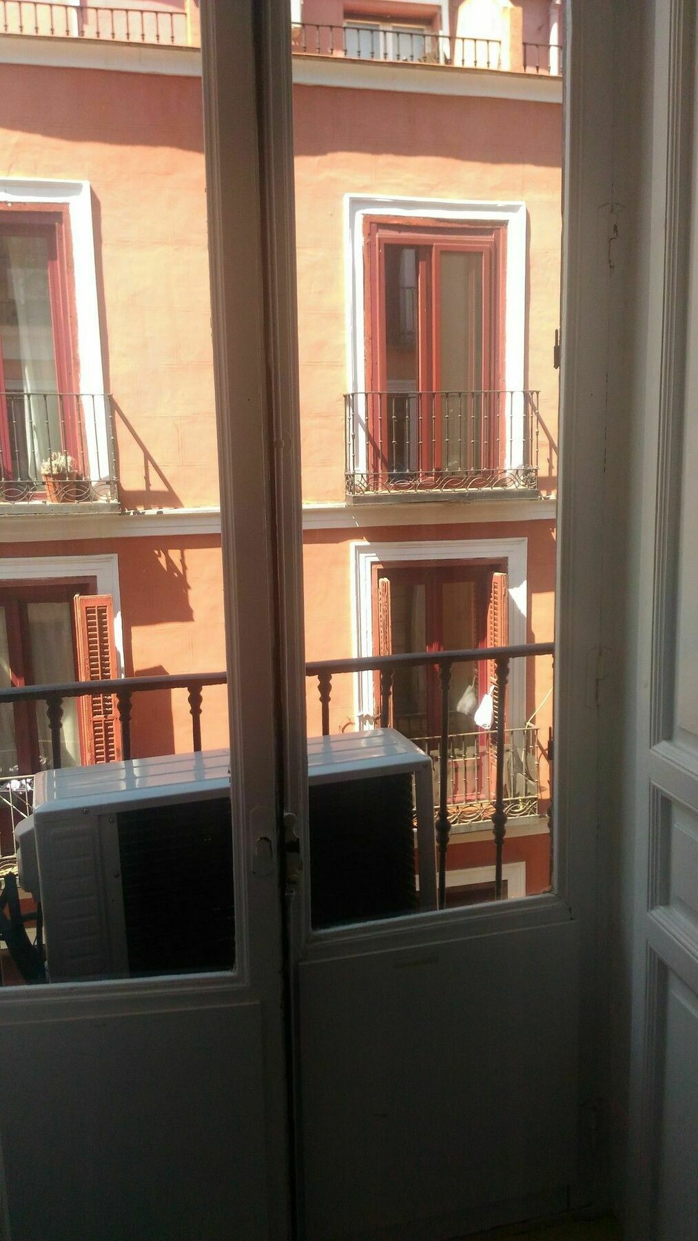 Hostal Alaska مدريد المظهر الخارجي الصورة