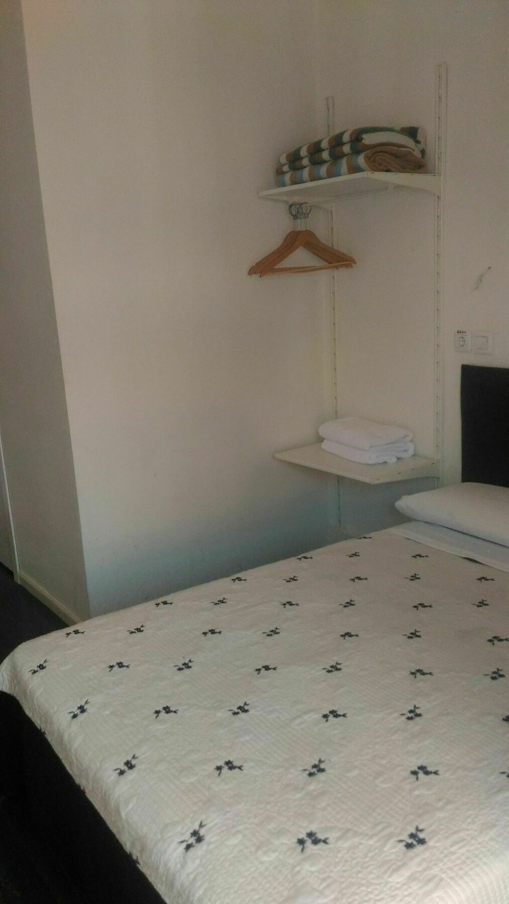 Hostal Alaska مدريد المظهر الخارجي الصورة