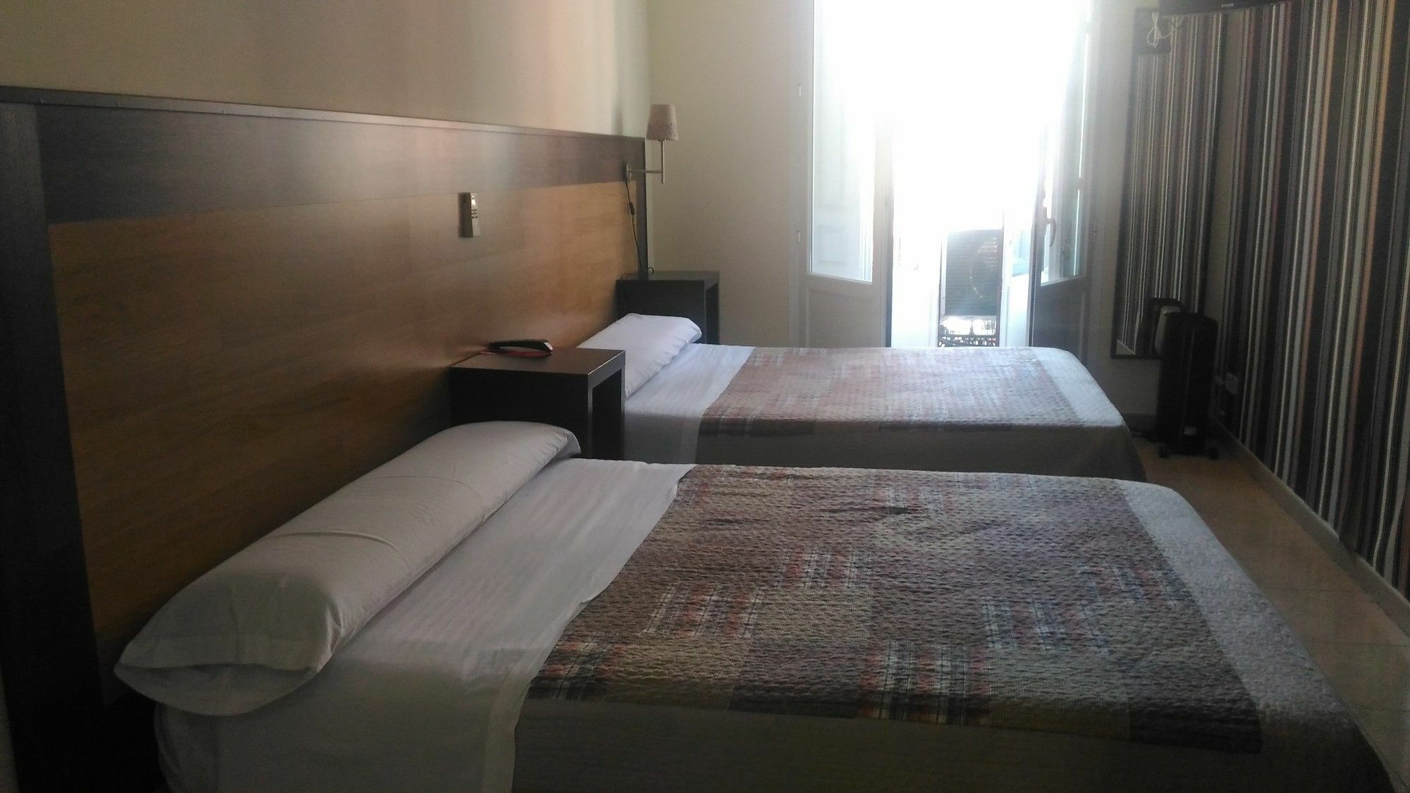 Hostal Alaska مدريد المظهر الخارجي الصورة