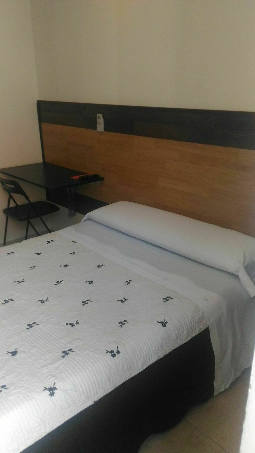 Hostal Alaska مدريد المظهر الخارجي الصورة